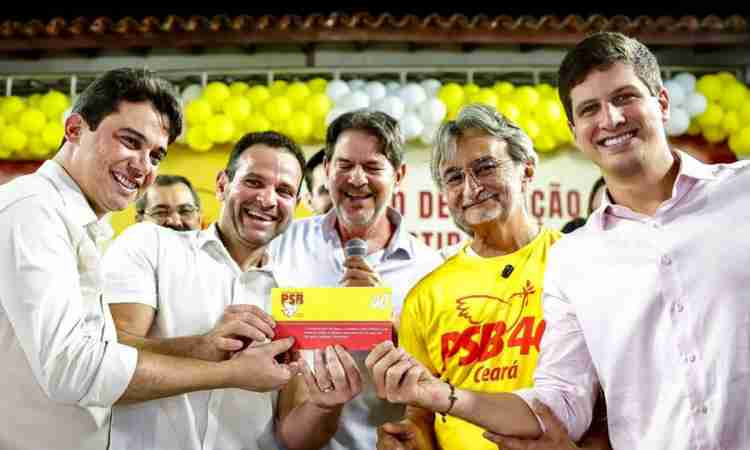 Prefeito Edim Oliveira se filia ao PSB em ato político com grandes lideranças